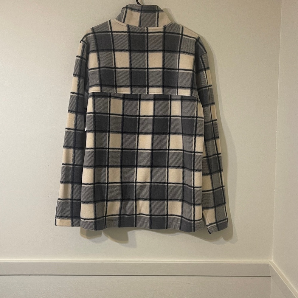 Plaid Fleece Pullover - Picture 5 of 6